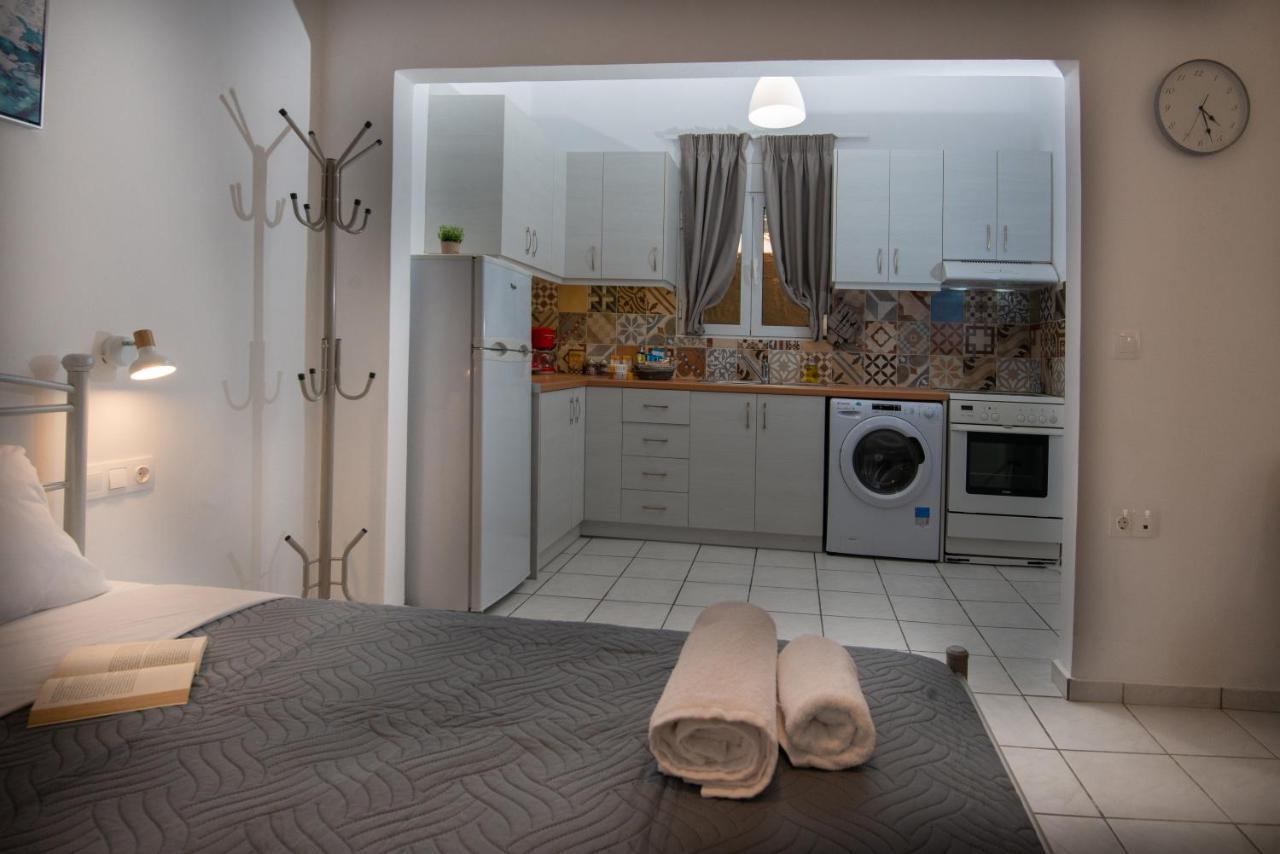 Salty Alley Seaside Apartment Rethimnon Buitenkant foto
